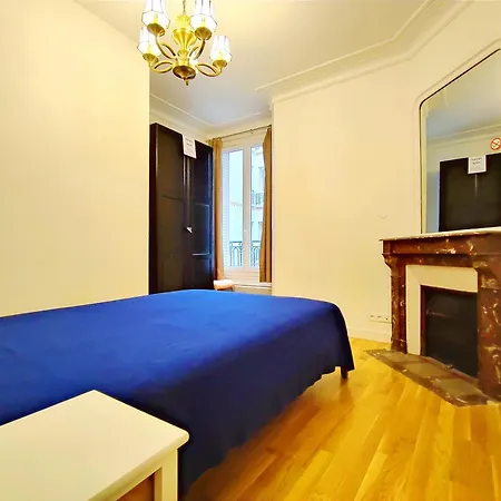15 Urban With Local Life And Easy Metro Access